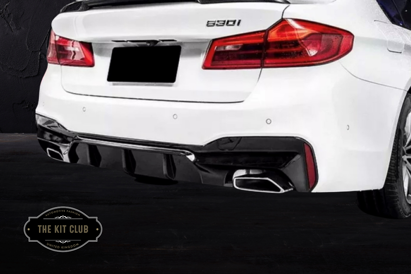 BMW 5 Series G30 G31 - M5 Style Rear Diffuser Gloss Black